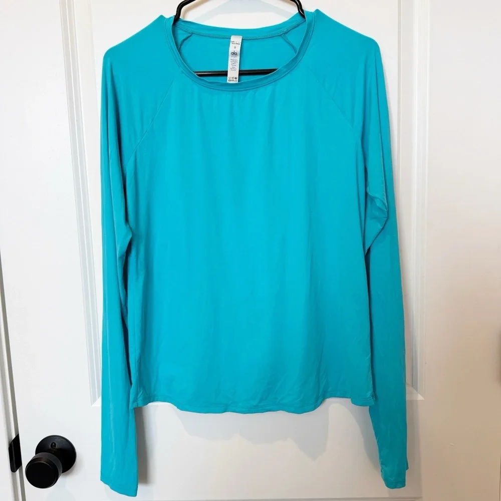 Alo Yoga Womens Performance Long Sleeve Top Small Blue Lightweight Breathable